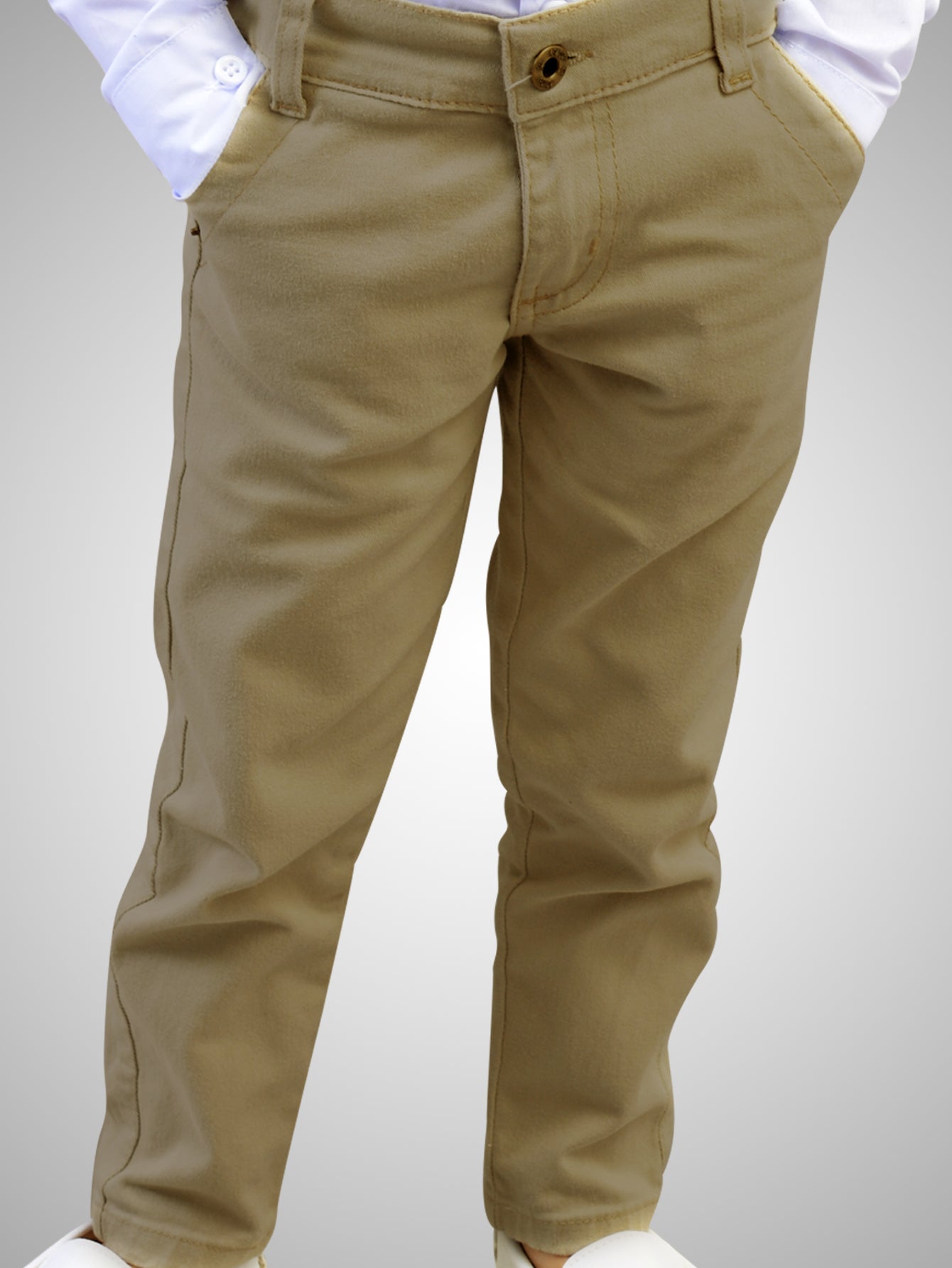 Conjunto Com Suspensório e Camisa Manga Longa Preta