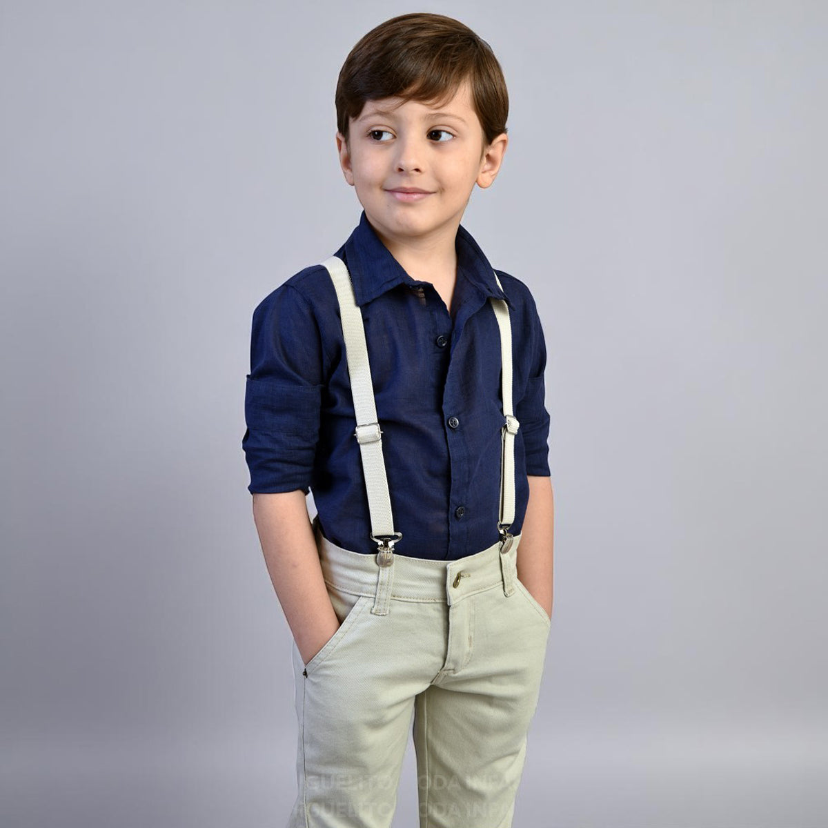Conjunto Com Suspensório e Camisa Manga Longa Azul Marinho