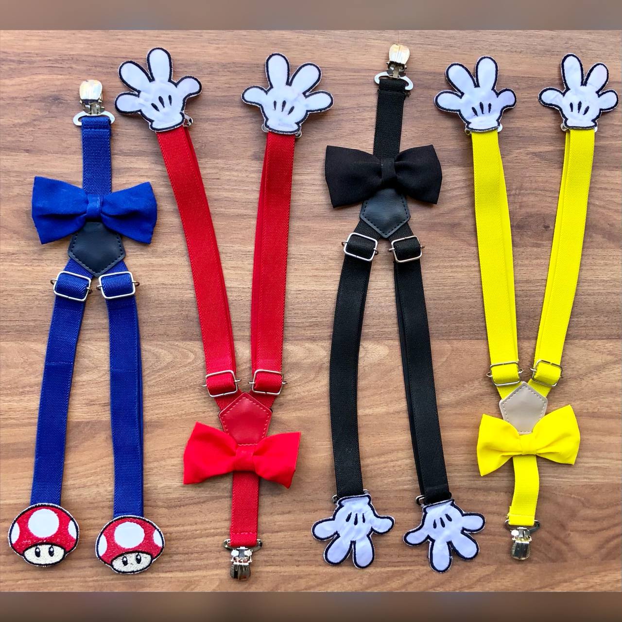 Kit Gravata Borboleta e Suspensório Infantil PERSONAGENS P ao 8 anos (Atacado)