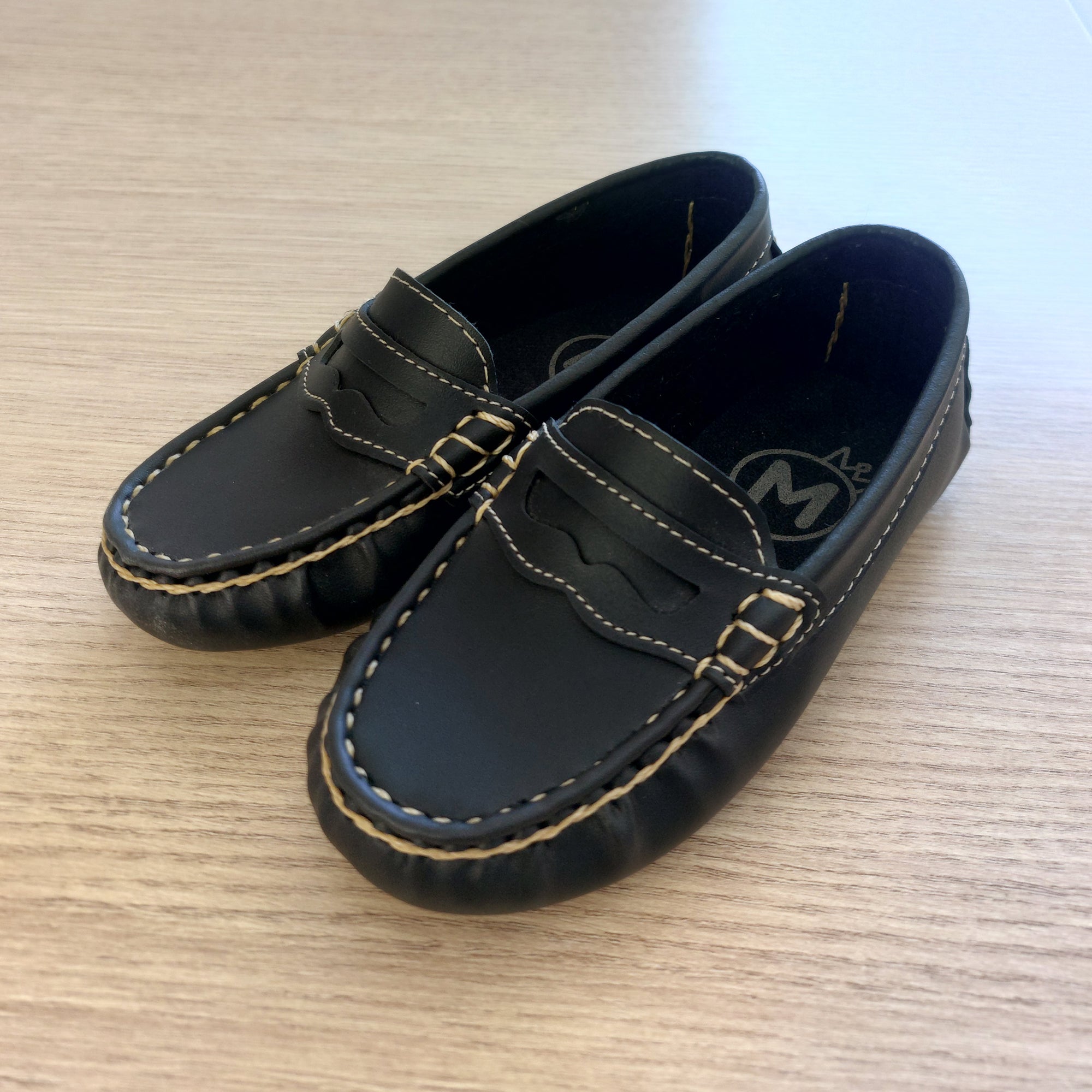 Kit 4 peças Sapato Mocassim + Calça + Gravata Borboleta + Suspensório 1 a 8 anos (Atacado)