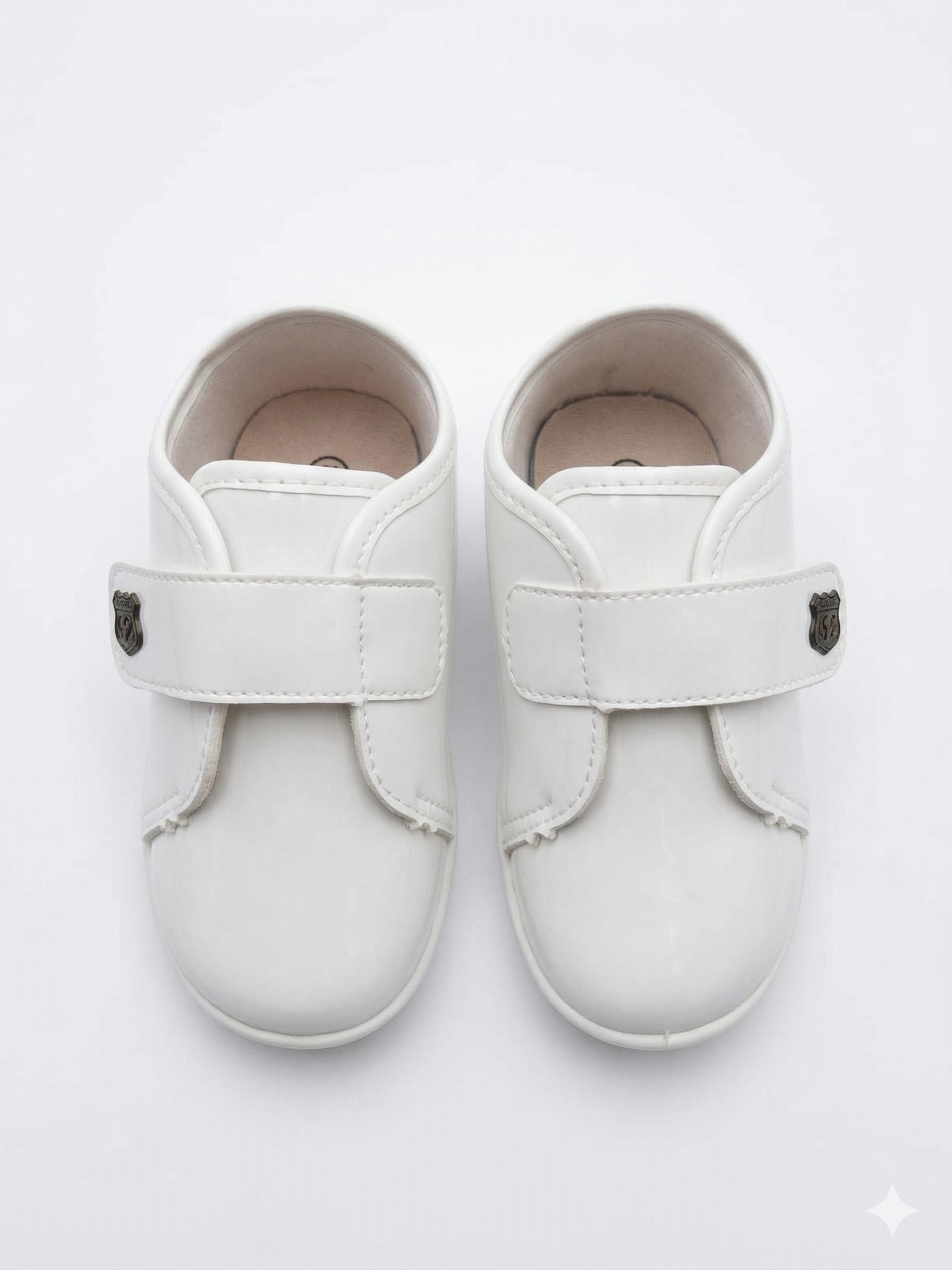 Sapato Infantil Pimpolho Branco em Verniz com Velcro Casamento