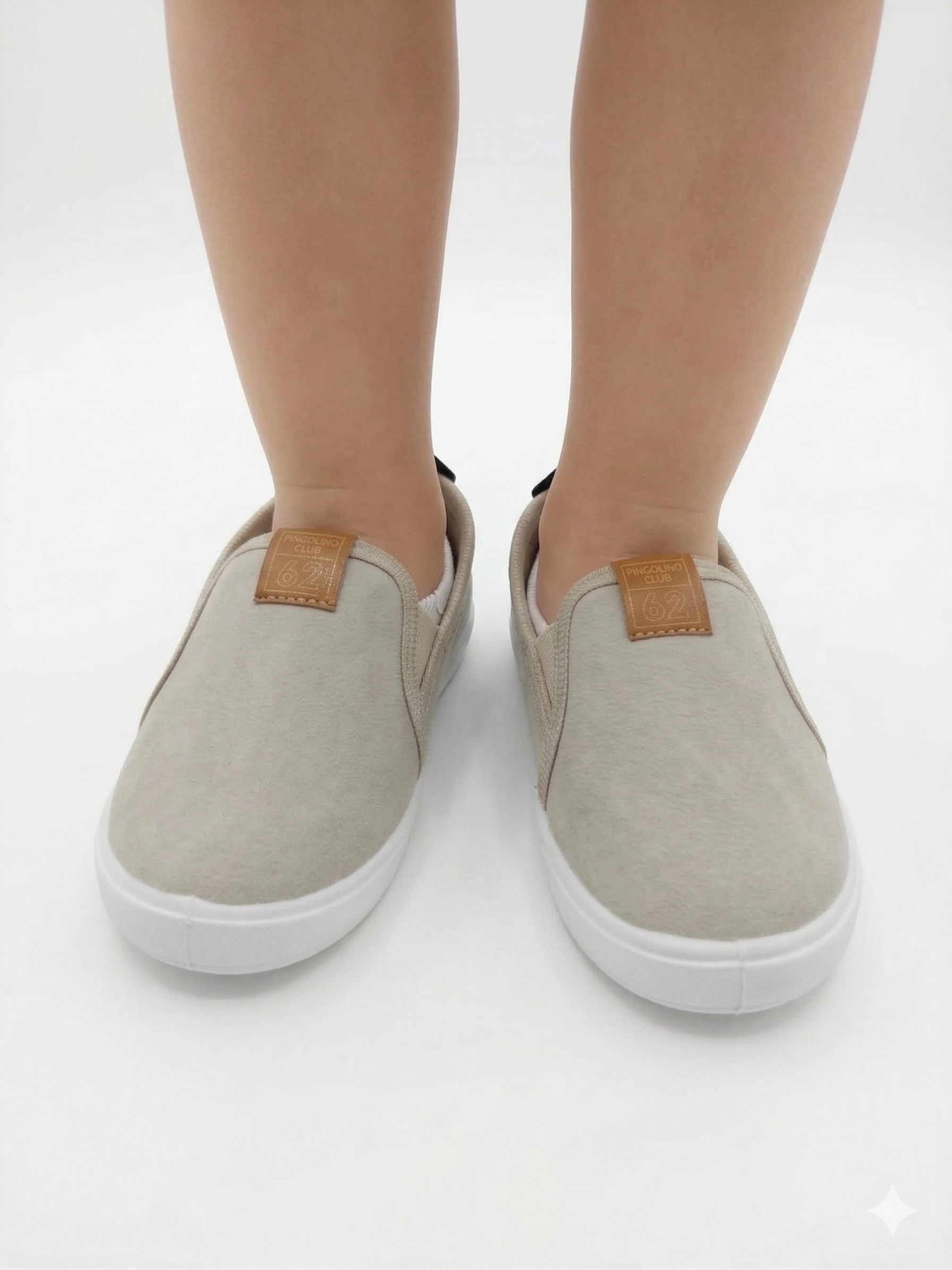 Tênis Slip On Infantil Bege | Sapato Moderno para Pajem e Festas
