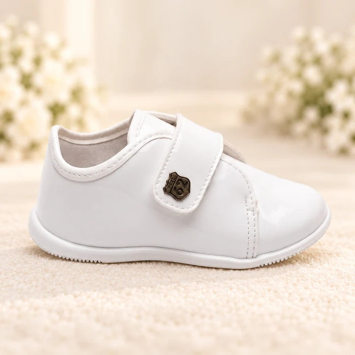 Sapato Infantil Pimpolho Branco em Verniz com Velcro Casamento