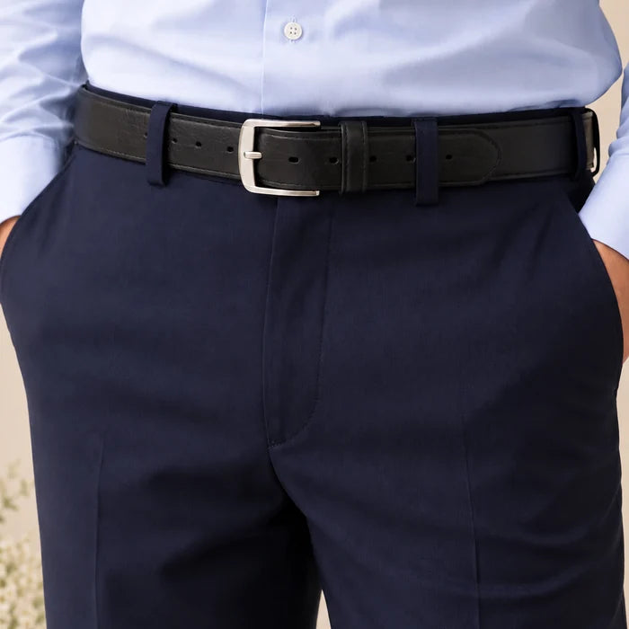 Cinto Casual Masculino em Couro Sintético Preto e Marrom com Fivela Metálica